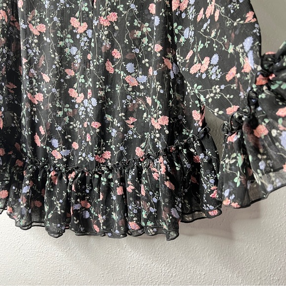 NWT/T.I.M.I.N.G floral sheer blouse/large - Picture 3 of 10